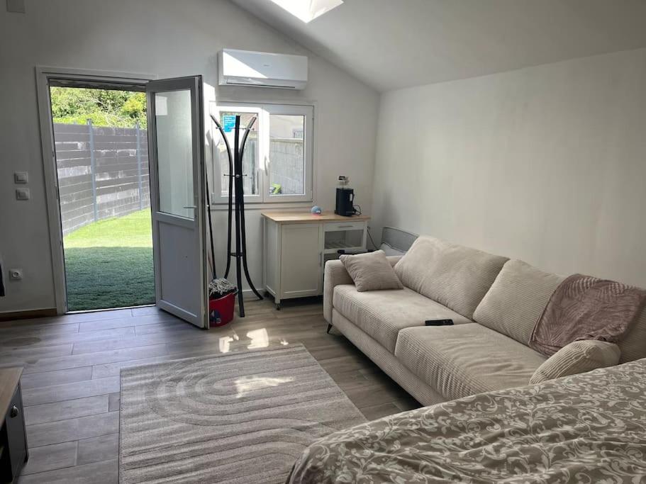 Maisonnette Avec Terrasse Avec Spa Privatif Lutterbach Esterno foto